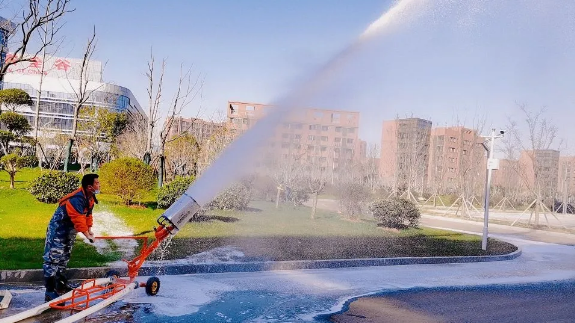 【又見(jiàn)飛雪，飄于智能裝備】手持式、推車式中倍泡沫發(fā)生器（兩款）