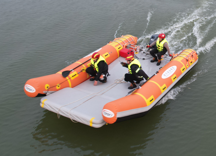 充氣救援運(yùn)輸船 （第2代，輕型+裝配式+60馬力舷外機(jī)）